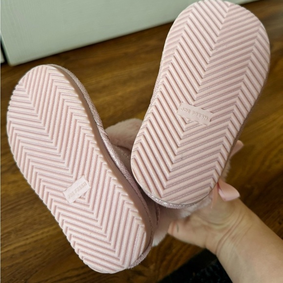 NWOT JOE FRESH pink sparkle vegan booties with bows (size 5) - Picture 6 of 9